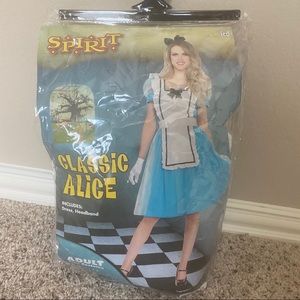 Spirit Classic Alice Adult Halloween Costume